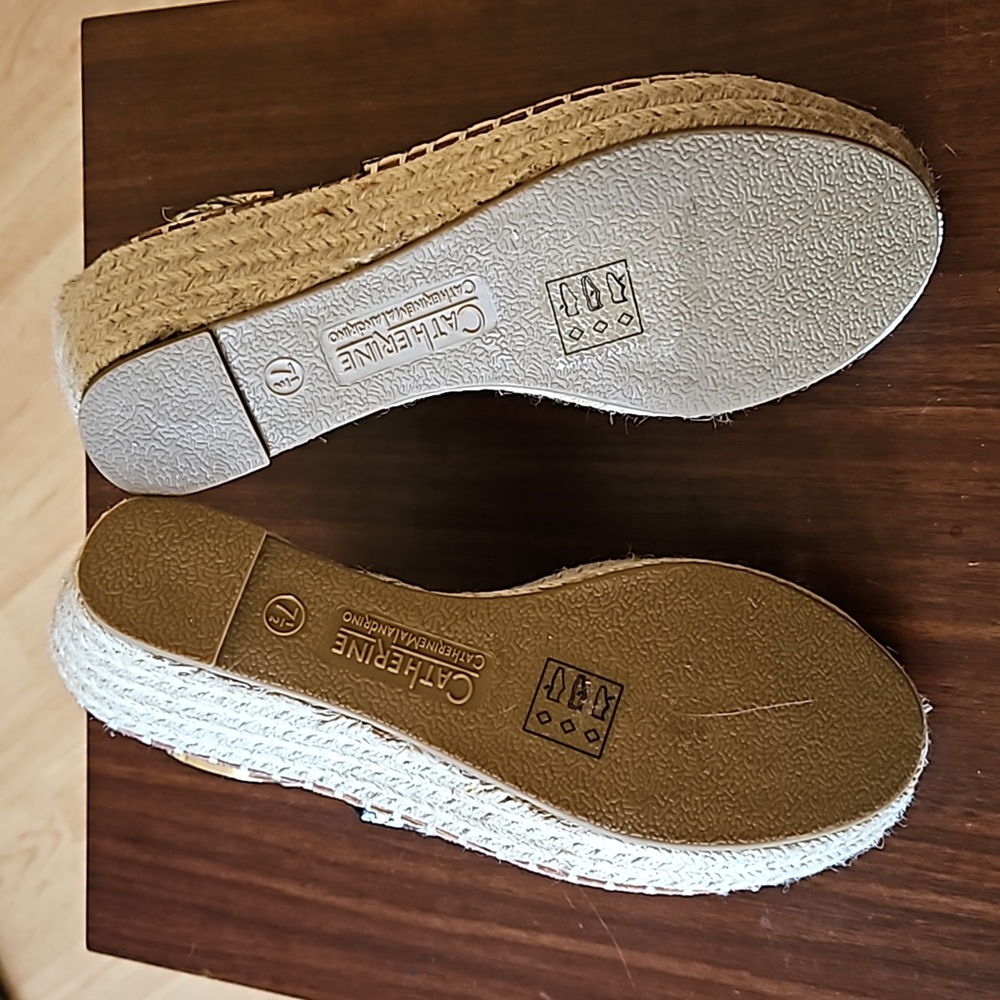 Espadrille, Beautiful Never Worn - Picture 3 of 4